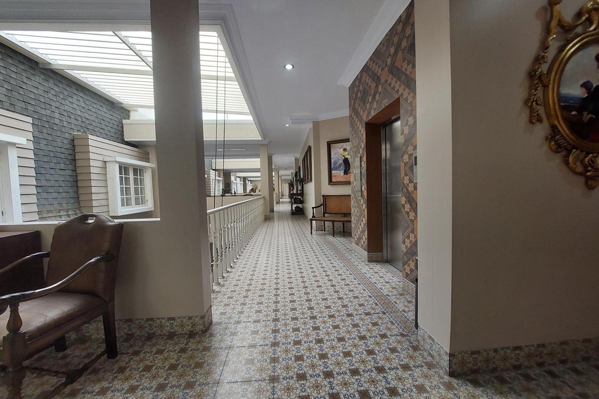 Nonie'S Huis Hotel Medan Exterior foto