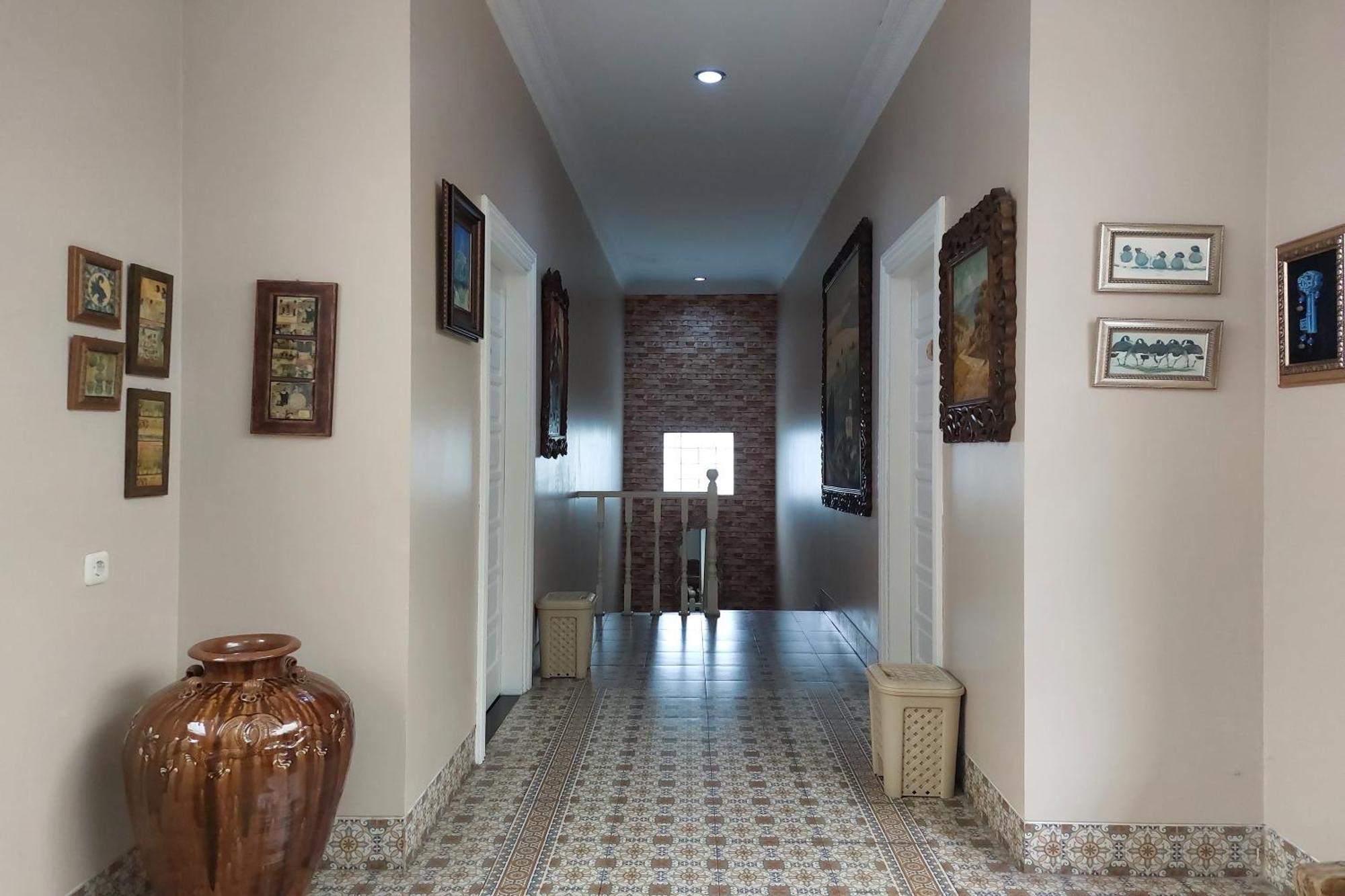 Nonie'S Huis Hotel Medan Exterior foto